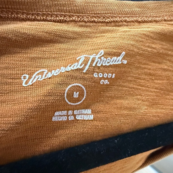 Universal Thread Rust T-Shirt - Picture 3 of 3